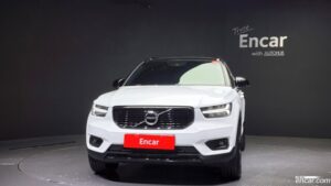Volvo XC40 T4 R-디자인 2020 года из Южной Кореи
