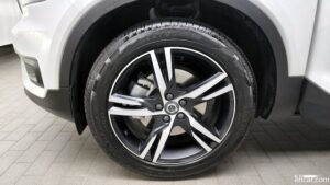Volvo XC40 T4 R-디자인 2020 года из Южной Кореи