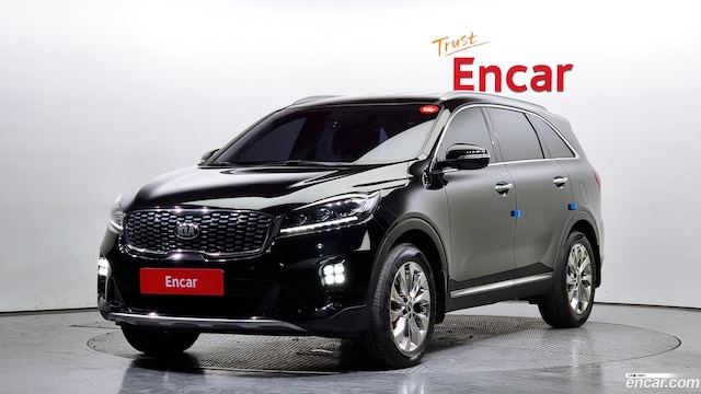 Kia Sorento Дизель 2.0 2WD 2019 года из Кореи