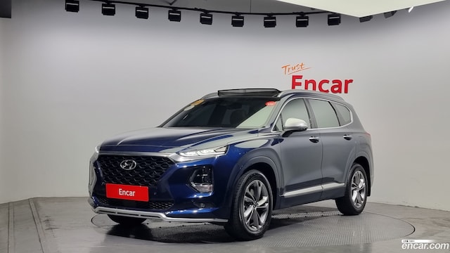 Hyundai Santafe Бензин 2.0T 2WD 2019 года из Кореи