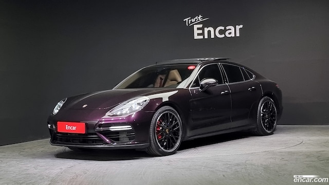 Porsche Panamera 4.0 Turbo 2019 года из Кореи