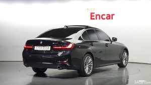 BMW 3-Series 330i Luxury 2020 года из Южной Кореи
