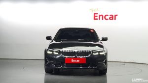 BMW 3-Series 330i Luxury 2020 года из Южной Кореи