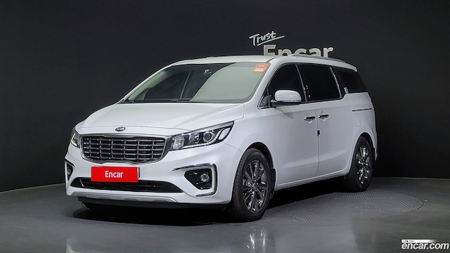 Kia Carnival 9-Seater Prestige 2019 года из Кореи