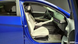 Hyundai AVANTE 1.6 2021 года из Южной Кореи