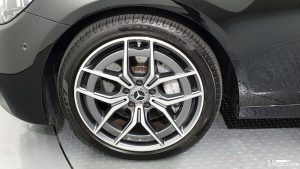 Mercedes-Benz E-Class E220d 4MATIC AMG Line 2021 года из Южной Кореи