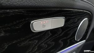 Mercedes-Benz E-Class E220d 4MATIC AMG Line 2021 года из Южной Кореи