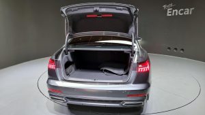 Audi A6 40 TDI Premium 2021 года из Южной Кореи