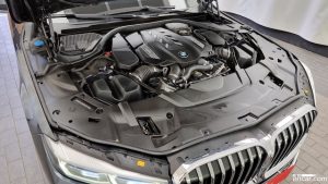 BMW 7-Series 750Li xDrive Design Pure Excellence 2020 года из Южной Кореи