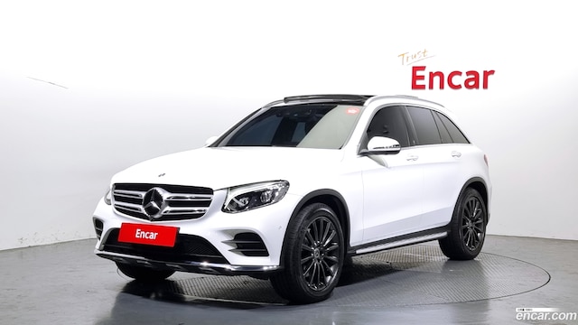 Mercedes-Benz GLC-Class GLC300 4MATIC AMG Line 2019 года из Кореи