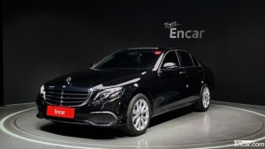 Mercedes-Benz E-Class E220d 4MATIC Exclusive 2020 года из Южной Кореи