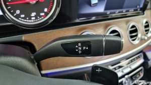 Mercedes-Benz E-Class E220d 4MATIC Exclusive 2020 года из Южной Кореи