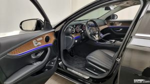 Mercedes-Benz E-Class E220d 4MATIC Exclusive 2020 года из Южной Кореи