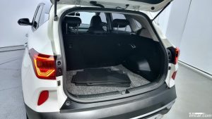 Kia Seltos Дизель 1.6 2WD 2020 года из Южной Кореи