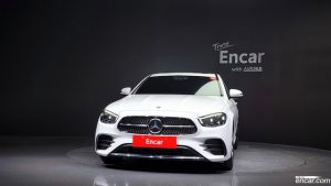 Mercedes-Benz E-Class E220d 4MATIC AMG Line 2021 года из Южной Кореи