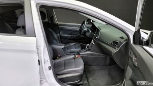 Hyundai AVANTE 1.6 2020 года из Южной Кореи