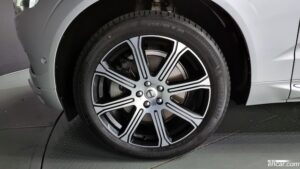 Volvo XC60 D5 Inscription 2020 года из Южной Кореи