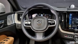 Volvo XC60 D5 Inscription 2020 года из Южной Кореи