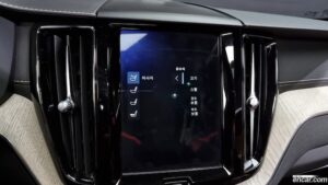 Volvo XC60 D5 Inscription 2020 года из Южной Кореи