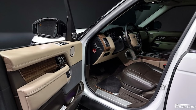 32709020_010.jpg Land Rover Range Rover 4.4 SDV8 Vogue SE Дизель 2019 года из Южной Кореи