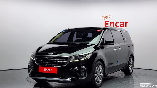Kia Carnival 9-Seater Noblesse Special 2019 года из Кореи