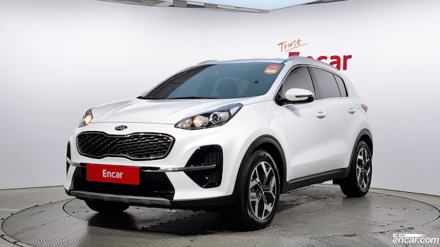 Kia Sportage Дизель 2.0 2WD 2019 года из Кореи