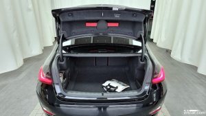 BMW 3-Series 320i Luxury 2022 года из Южной Кореи
