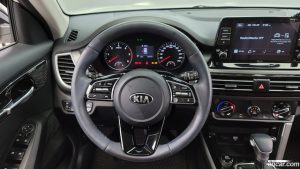 Kia Seltos Дизель 1.6 2WD 2022 года из Южной Кореи