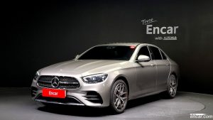 Mercedes-Benz E-Class E220d 4MATIC AMG Line 2021 года из Южной Кореи