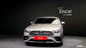 Mercedes-Benz E-Class E220d 4MATIC AMG Line 2021 года из Южной Кореи