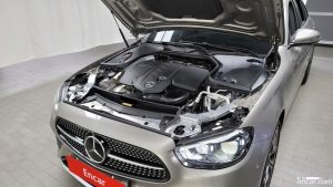 Mercedes-Benz E-Class E220d 4MATIC AMG Line 2021 года из Южной Кореи