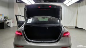 Mercedes-Benz E-Class E220d 4MATIC AMG Line 2021 года из Южной Кореи