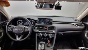 Genesis G70 Бензин 2.0T 2WD 2022 года из Южной Кореи