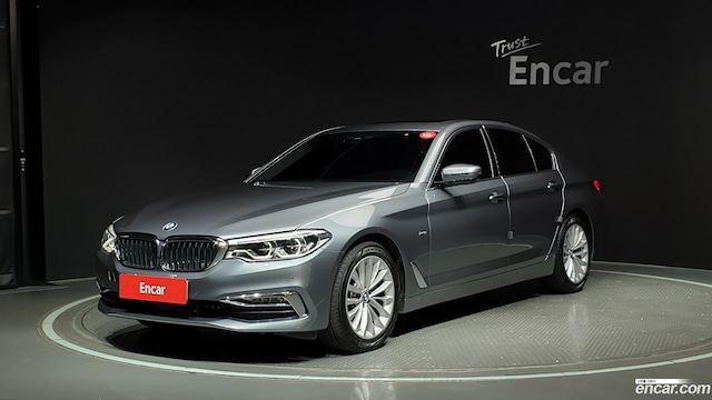 BMW 5-Series 520d xDrive Luxury Plus 2019 года из Кореи