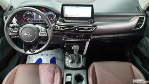 Kia Seltos Дизель 1.6 2WD 2020 года из Южной Кореи