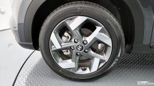 Hyundai Venue 1.6 Flux 2020 года из Южной Кореи