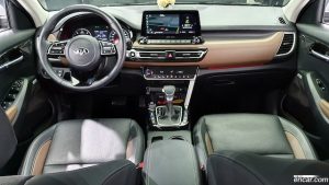 Kia Seltos Дизель 1.6 2WD 2021 года из Южной Кореи