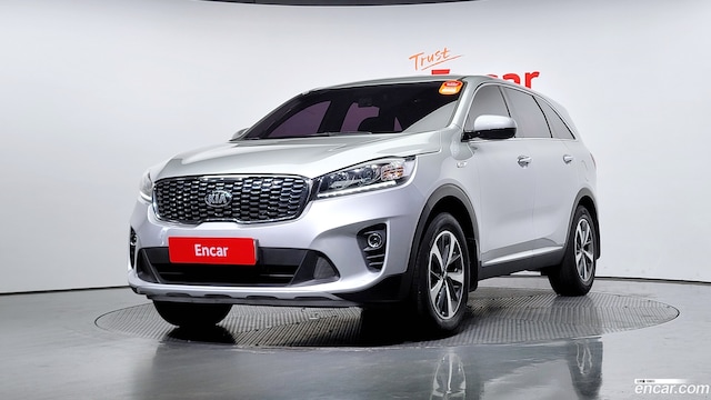 Kia Sorento Дизель 2.0 2WD 2019 года из Кореи