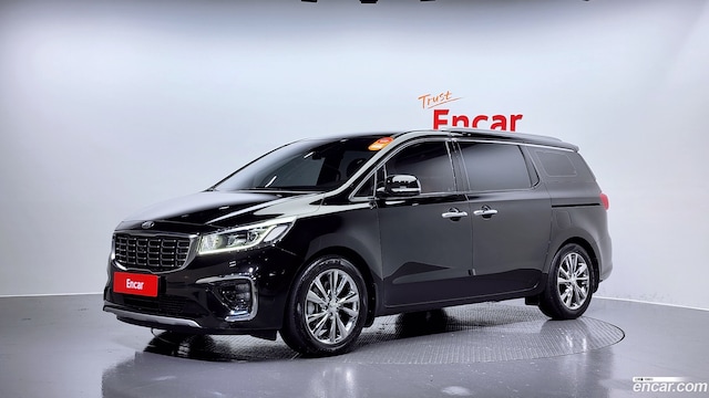 Kia Carnival 9-Seater Noblesse Special 2019 года из Кореи