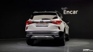 Kia Seltos Бензин 1.6 Turbo 2WD 2021 года из Южной Кореи