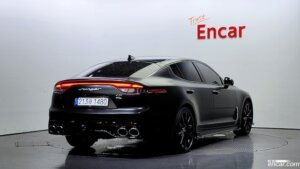 Kia Stinger 3.3 GT AWD 2022 года из Южной Кореи
