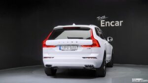 Volvo XC60 B5 Inscription 2021 года из Южной Кореи