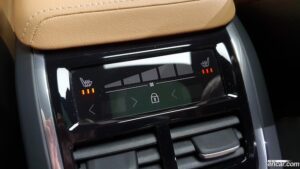 Volvo XC60 B5 Inscription 2021 года из Южной Кореи