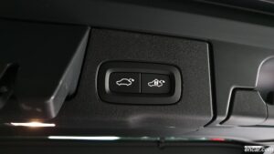 Volvo XC60 B5 Inscription 2021 года из Южной Кореи