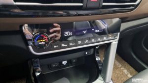 Kia Seltos Бензин 1.6 Turbo 2WD 2021 года из Южной Кореи
