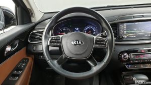 Kia Sorento Дизель 2.0 2WD 2019 года из Южной Кореи