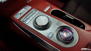 Genesis GV70 2.5T Бензин 2WD 2022 года из Южной Кореи