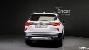 Kia Seltos Бензин 1.6 Turbo 2WD 2020 года из Южной Кореи
