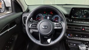 Kia Seltos Бензин 1.6 Turbo 2WD 2020 года из Южной Кореи