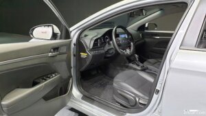 Hyundai AVANTE 1.6 2020 года из Южной Кореи